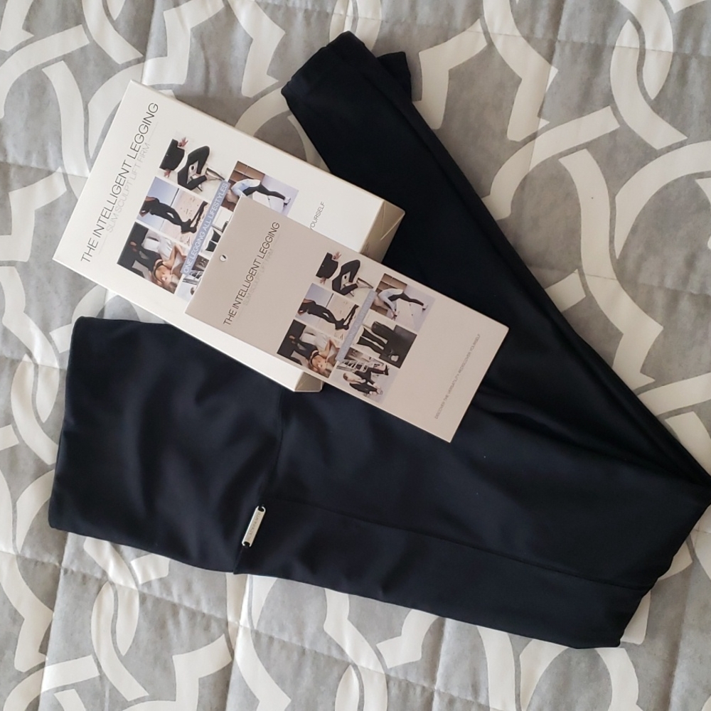 Blackpants Intelligent Legging